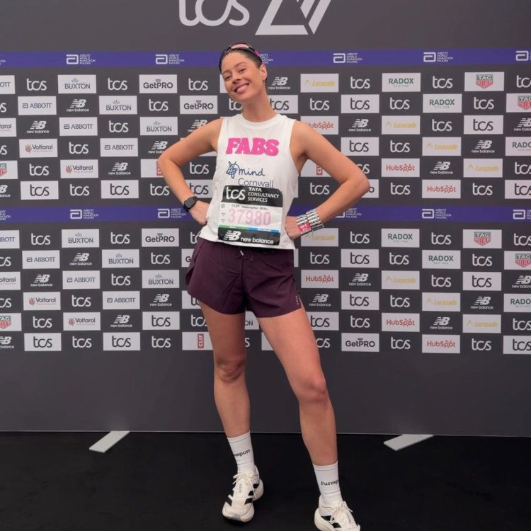 Fabs having her official Marthon photo taken
